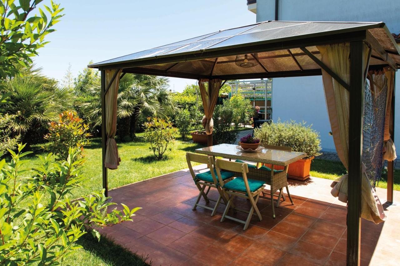 Casa "La Conchiglia" Bed & Breakfast Civitanova Marche Exterior foto